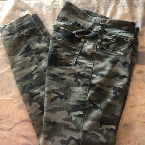 Rock & Republic Fever Denim Leggings